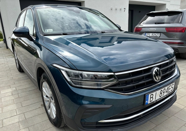 Volkswagen Tiguan cena 77500 przebieg: 149000, rok produkcji 2021 z Szczecin małe 781